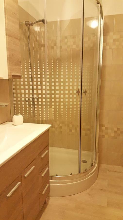 Crveni Apartman Cres Zewnętrze zdjęcie